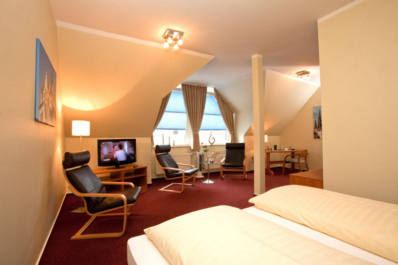 Hermes Hotel Oldenburg Exterior photo